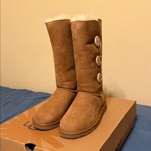 New UGG Bailey’s - Women's Brown Winter Boots with Button Accents